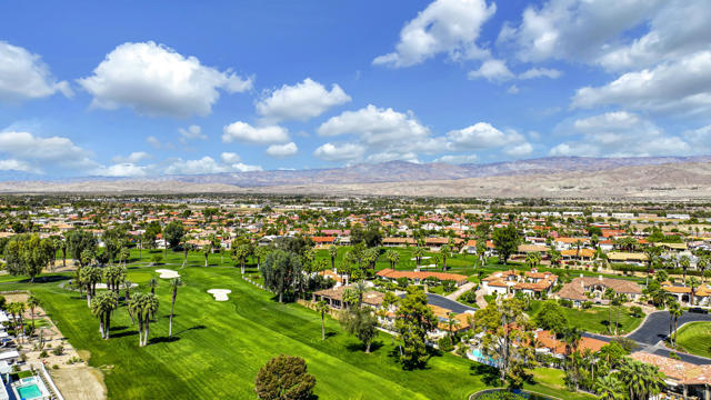 Image 32 of 34 For 42780 Caballeros Drive