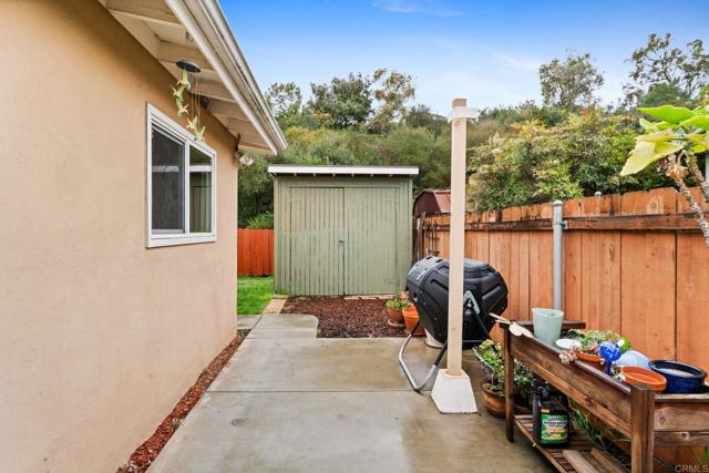 Detail Gallery Image 19 of 22 For 4927 Chateau Drive, San Diego,  CA 92117 - 3 Beds | 1 Baths