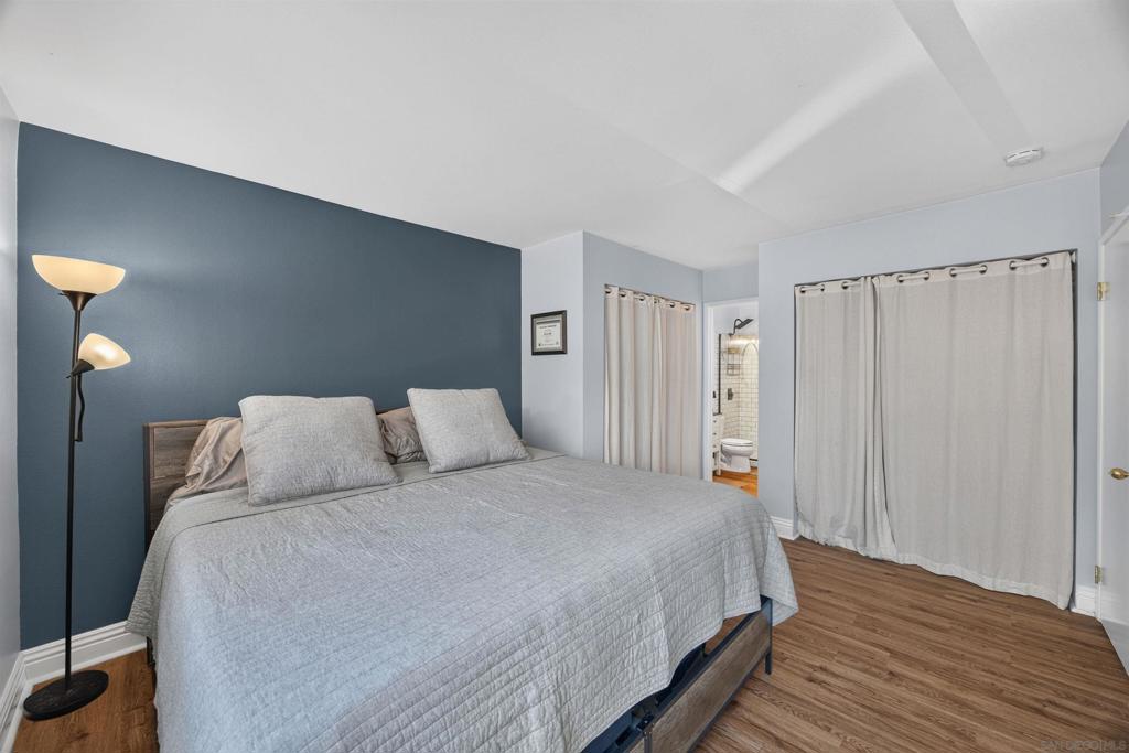2850 Reynard Way - photo 11