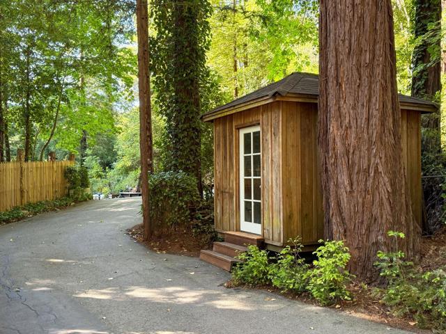 281 Olson Road, Soquel CA: https://media.crmls.org/mediaz/f6b974e4-17db-48cb-b2c1-8bd7f58f91cd.jpg
