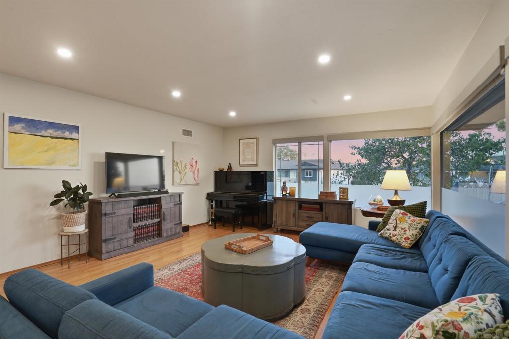 5641 Genoa - photo 7