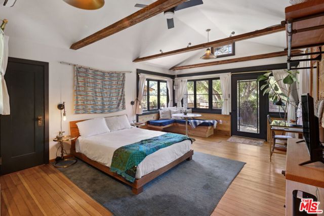 1256 N Topanga Canyon Boulevard, Topanga CA: https://media.crmls.org/mediaz/f6ba5286-ddeb-4c74-96af-66e55755a4a0.jpg