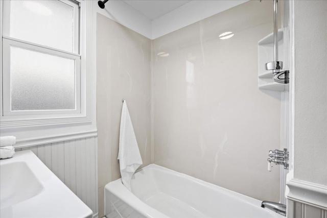 820 Eighth Avenue, Redwood City CA: https://media.crmls.org/mediaz/f6bac91a-0847-4a7e-a892-9a771ac71818.jpg