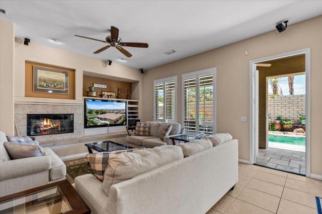 62 Via Del Pienza, Rancho Mirage CA: https://media.crmls.org/mediaz/f6badd29-b0c4-49a0-8f9c-d0ed4b478d3d.jpg