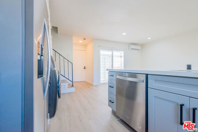 2757 Andreo, Torrance CA: https://media.crmls.org/mediaz/f6badf8c-2522-46b5-b8b2-277ba93c4258.jpg