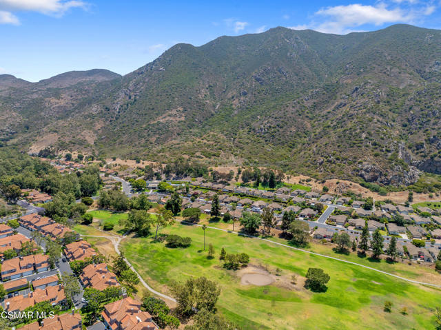1134 Paquita Street, Camarillo CA: https://media.crmls.org/mediaz/f6bb6300-11e8-448d-ab11-d0214fca0803.jpg
