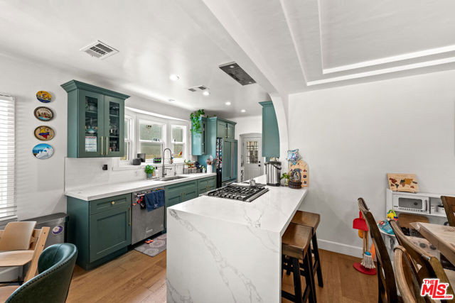 3871 Roxton Avenue, Los Angeles CA: https://media.crmls.org/mediaz/f6bdaafa-e9ca-43c6-8b45-79a08b33df98.jpg