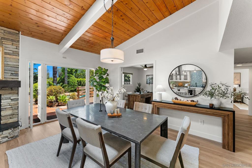 12832 Stone Canyon Rd - photo 15