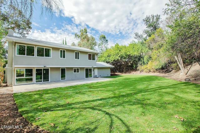 5500 Blanco Avenue, Woodland Hills CA: https://media.crmls.org/mediaz/f6be1dd9-50be-4515-837c-b75e36593d4e.jpg