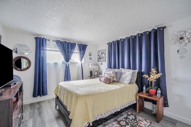 923 Delport Avenue, Santa Rosa CA: https://media.crmls.org/mediaz/f6be5871-6c70-405b-8ed5-f8864e9716d1.jpg