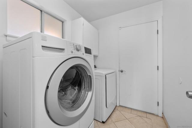 16273 Arena Dr, Ramona CA: https://media.crmls.org/mediaz/f6be9a4e-e51a-4291-b12d-ea330a0ddebe.jpg