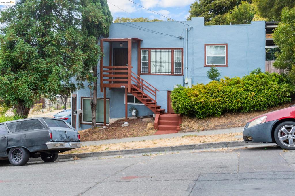 4500 San Carlos Ave