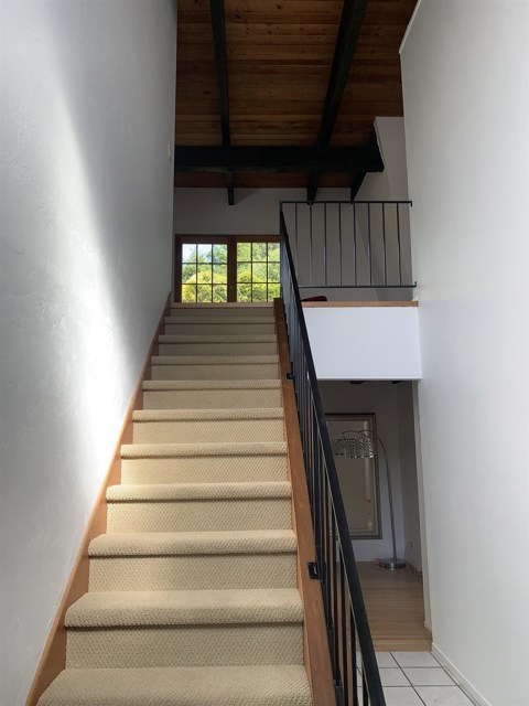 4515 Ewing Rd, Castro Valley CA: https://media.crmls.org/mediaz/f6bf16c6-1d95-4cd2-9c22-94442894c163.jpg