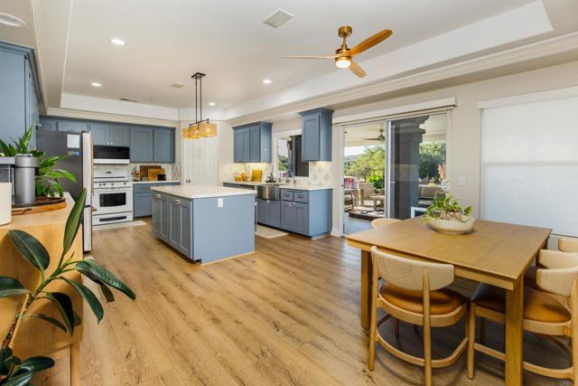 Detail Gallery Image 12 of 74 For 22544 Tombill Rd, Ramona,  CA 92065 - 4 Beds | 3/1 Baths