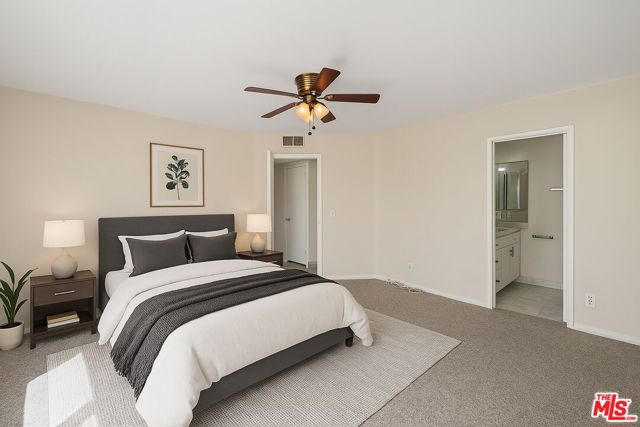 1010 Palm Avenue, West Hollywood CA: https://media.crmls.org/mediaz/f6c0bf38-a90c-4380-a3fb-cf7be99ecf91.jpg