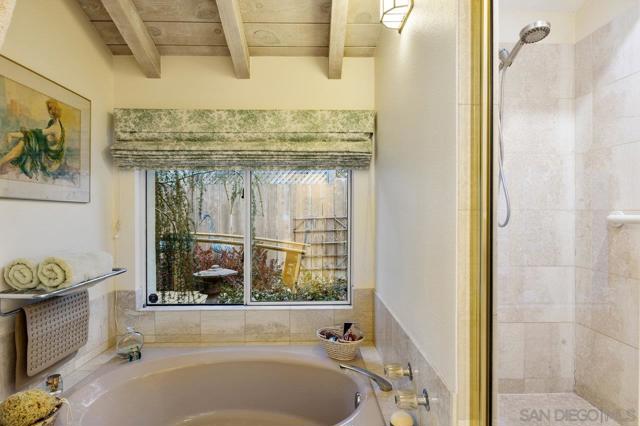 1059 Hymettus Ave, Encinitas CA: https://media.crmls.org/mediaz/f6c0e26a-6fbc-46ce-95d9-1c2387fe05b0.jpg