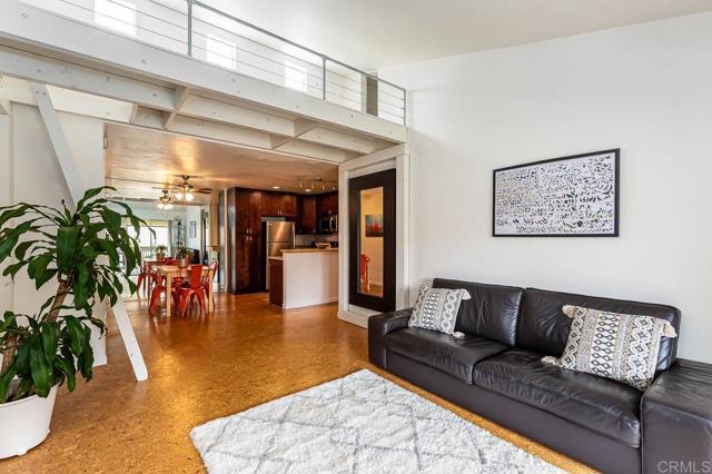 Detail Gallery Image 1 of 1 For 1775 Diamond #308,  –,  CA 92109 - 1 Beds | 1 Baths