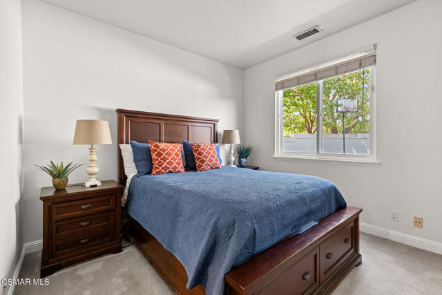 213 Heath Meadow Court, Simi Valley CA: https://media.crmls.org/mediaz/f6c12fd7-83d5-4c4f-b648-24c2ec07d8cb.jpg