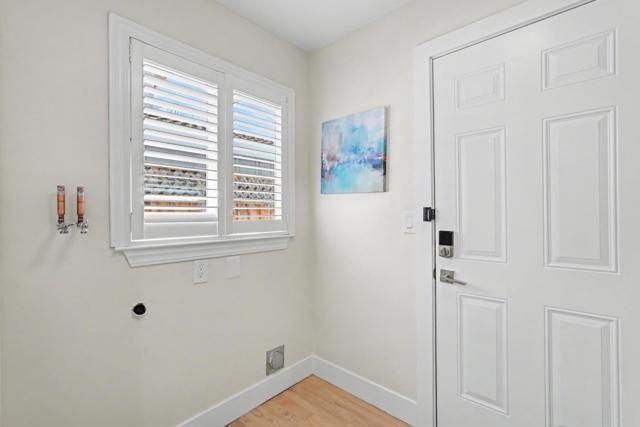 Image 54 of 68 For 710 Henderson Avenue