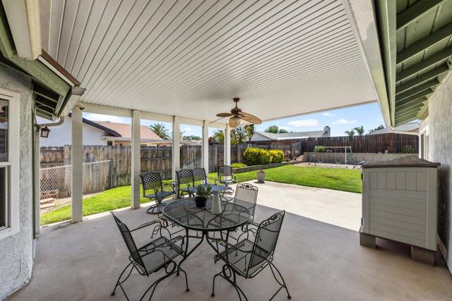 13849 Covey Quail Ln, Moreno Valley CA: https://media.crmls.org/mediaz/f6c3ad3e-c6ef-41c8-8d63-29a2f41fd9fd.jpg