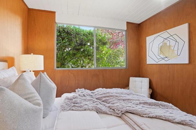 1582 Brandywine Road, San Mateo CA: https://media.crmls.org/mediaz/f6c4f150-af1f-4ee4-9ba6-baf4fb65753b.jpg