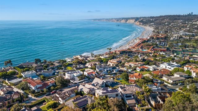 1876 Little Street, La Jolla CA: https://media.crmls.org/mediaz/f6c5334e-ac93-4450-a9a9-ece06d22055c.jpg