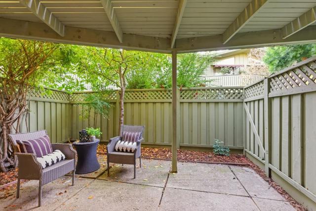 278 Monroe Drive, Mountain View CA: https://media.crmls.org/mediaz/f6c6b39e-b081-4222-877d-dc38ab020c78.jpg