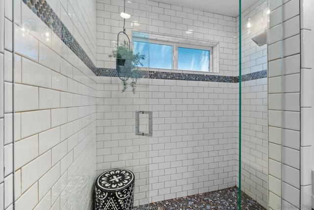 4865 39th Street, San Diego CA: https://media.crmls.org/mediaz/f6c6e8a8-56e8-495d-9a1a-b0105c1f00c3.jpg