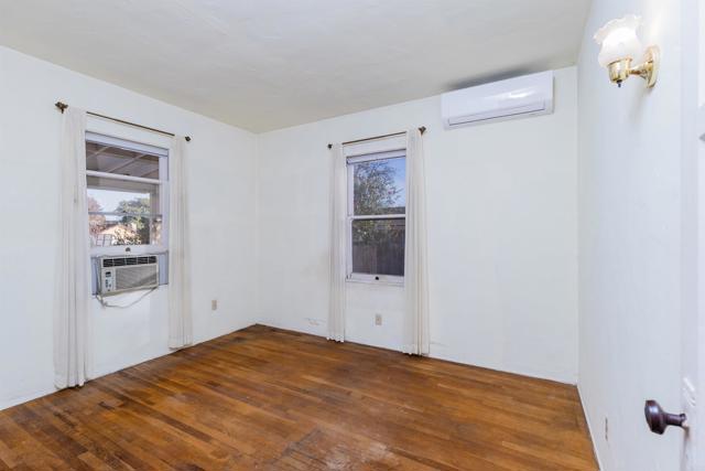 Detail Gallery Image 11 of 20 For 3885 King St, La Mesa,  CA 91941 - 3 Beds | 1 Baths