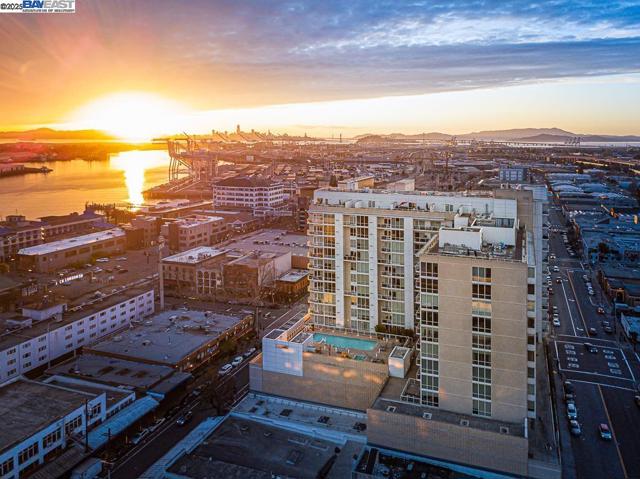 222 Broadway, Oakland CA: https://media.crmls.org/mediaz/f6c8337b-0874-4c4e-8621-7355e4ce8635.jpg