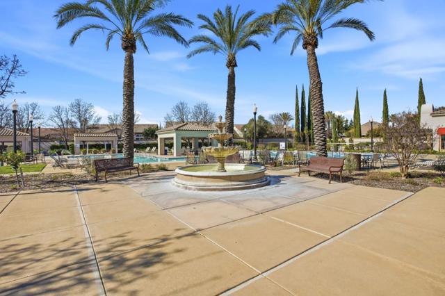 2360 Rose Arbor Drive, Sacramento CA: https://media.crmls.org/mediaz/f6c9664e-460b-49ee-abe6-30b46976bf84.jpg