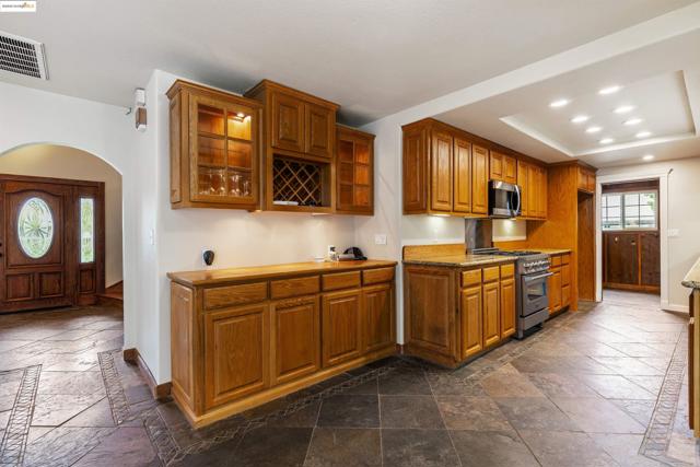 CUSTOM CABINETRY