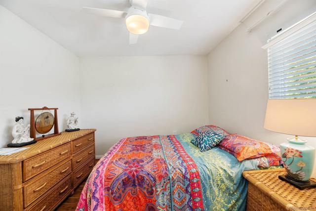 12091 Lomica Dr, San Diego CA: https://media.crmls.org/mediaz/f6cb5d28-4894-40bc-8e4e-179df59217a5.jpg