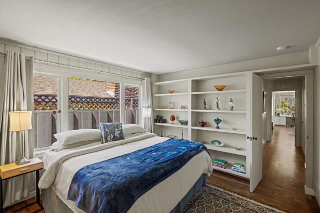 3483 Ocean Avenue, Carmel CA: https://media.crmls.org/mediaz/f6cb7c5d-cba1-428d-85fb-feca281859fb.jpg