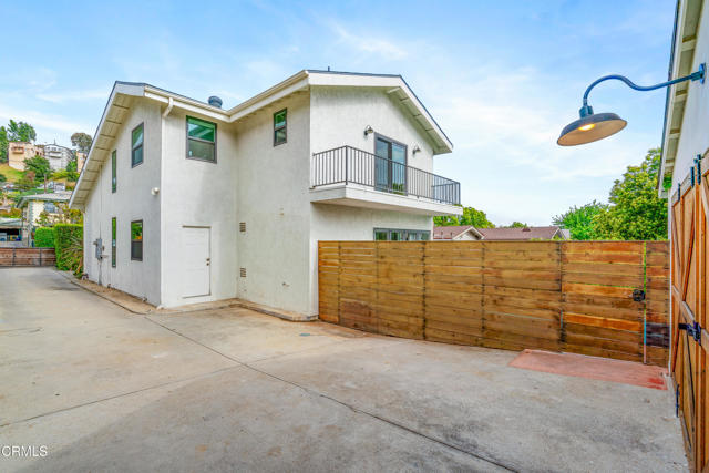 1813 N Avenue 55, Los Angeles CA: https://media.crmls.org/mediaz/f6cb7c60-9f8f-4dd0-b9ec-505b2914f356.jpg