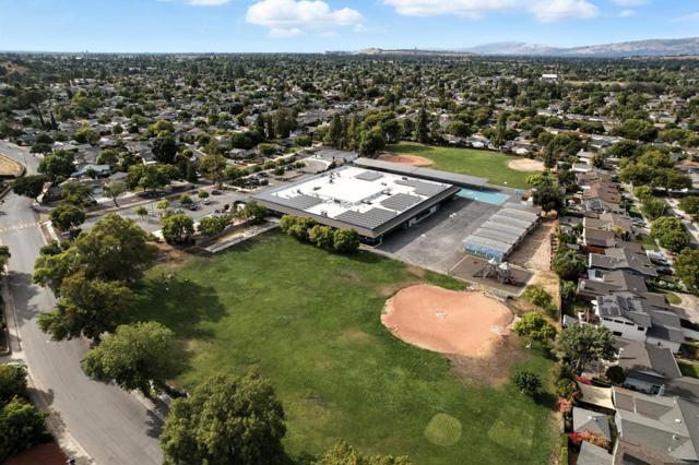 6270 Blossom Avenue, San Jose CA: https://media.crmls.org/mediaz/f6cc281d-4994-44c1-9a00-0c5cb4cb3580.jpg