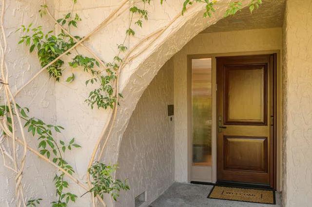131 El Pinar, Los Gatos CA: https://media.crmls.org/mediaz/f6ccd2c1-081f-45de-b3c8-a53a89b8d580.jpg