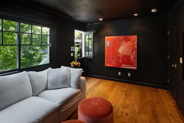 539 Bay Road, Menlo Park CA: https://media.crmls.org/mediaz/f6ccfe8e-ed2d-48fc-8657-55509b573262.jpg