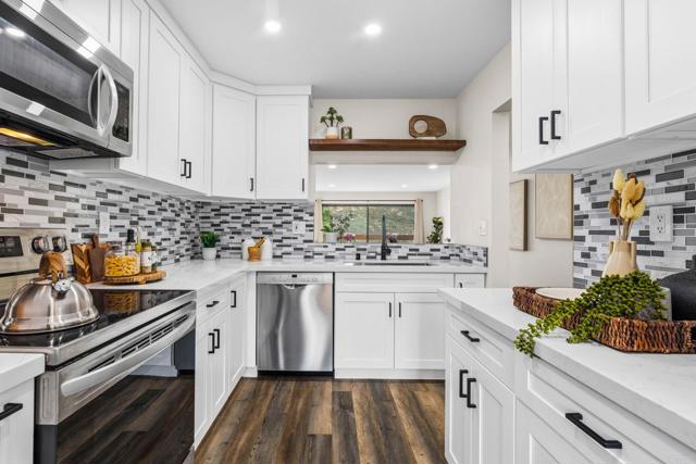 Detail Gallery Image 12 of 44 For 7255 Navajo Rd #C320,  San Diego,  CA 92119 - 2 Beds | 2 Baths