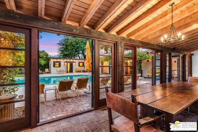 1011 E El Alameda, Palm Springs CA: https://media.crmls.org/mediaz/f6cd8e93-ff4d-477c-a9b7-5b19a5139bb4.jpg