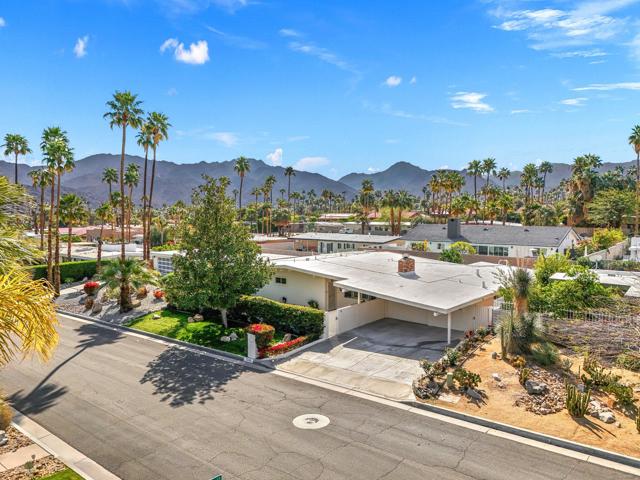 73465 Silver Moon Trail, Palm Desert CA: https://media.crmls.org/mediaz/f6cda5d9-c044-4c26-93f5-38d378a7303c.jpg