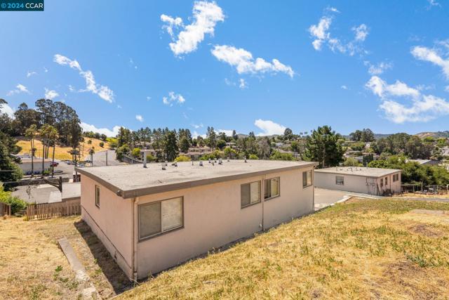 Image 14 of 18 For 5249 Sobrante Ave