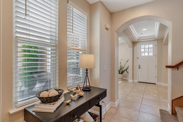 5812 Cajon Way, Gilroy CA: https://media.crmls.org/mediaz/f6cfe09d-0d3f-4460-b10a-637184430683.jpg