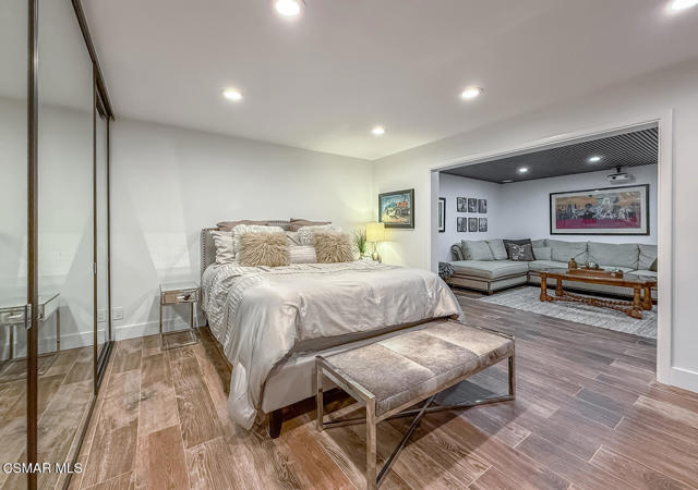 123 Lake Sherwood Drive, Lake Sherwood CA: https://media.crmls.org/mediaz/f6d16217-e423-4cf5-b7f1-12d8f2acbbe6.jpg