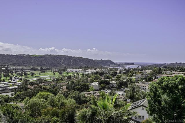 7335 El Fuerte St, Carlsbad CA: https://media.crmls.org/mediaz/f6d20794-10c3-4f91-9fad-b972a1c423a8.jpg