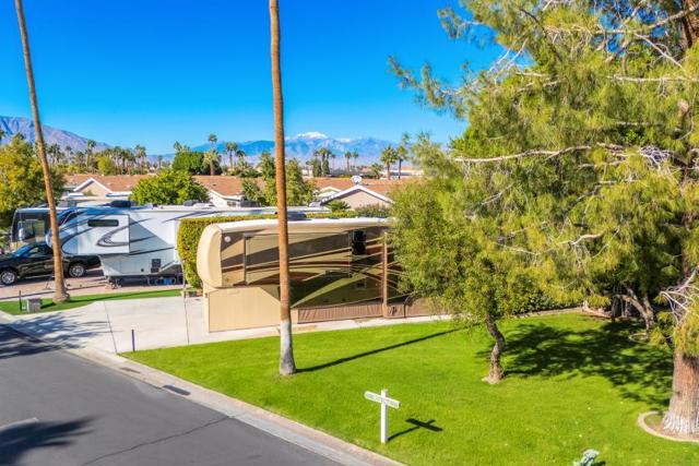 69411 Ramon Road, Cathedral City CA: https://media.crmls.org/mediaz/f6d28860-ff82-456d-9461-9a320c875fc5.jpg