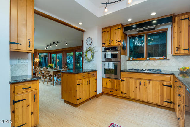 Detail Gallery Image 20 of 75 For 5290 La Canada Bld, La Canada Flintridge,  CA 91011 - 5 Beds | 5 Baths