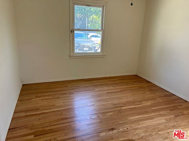 1444 Yale Street, Santa Monica CA: https://media.crmls.org/mediaz/f6d2dab8-5c79-47ba-b419-80ba09c76557.jpg