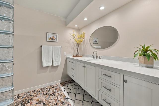 69 Dartmouth Drive, Rancho Mirage, CA 92270
