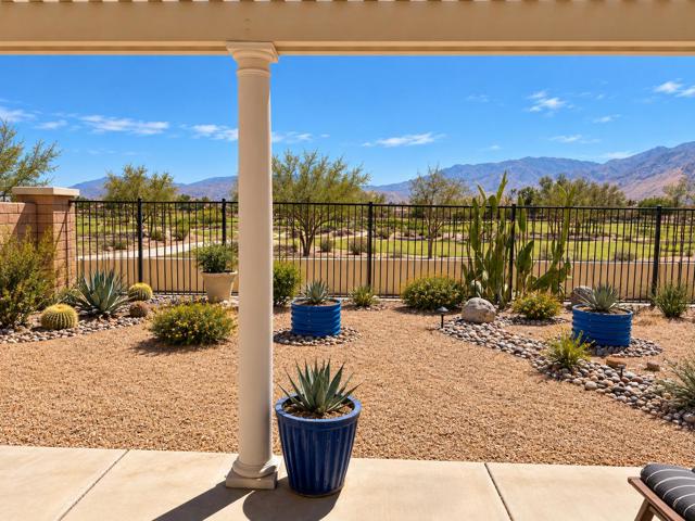 2667 Desert Breeze Way, Palm Springs, CA 92262